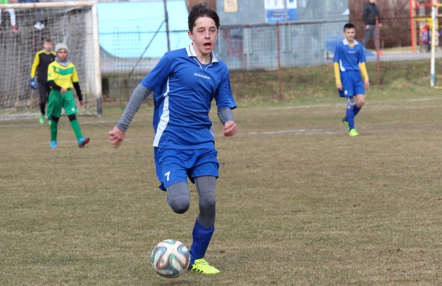 凭借深厚的 凭借深厚的