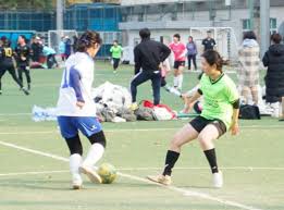 手崭露头角 手崭露头角